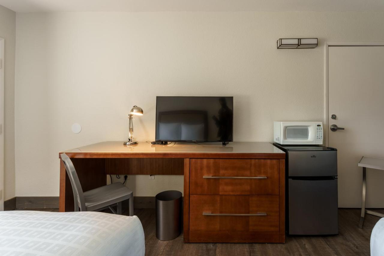 Riverfront Inn Roseburg Dış mekan fotoğraf