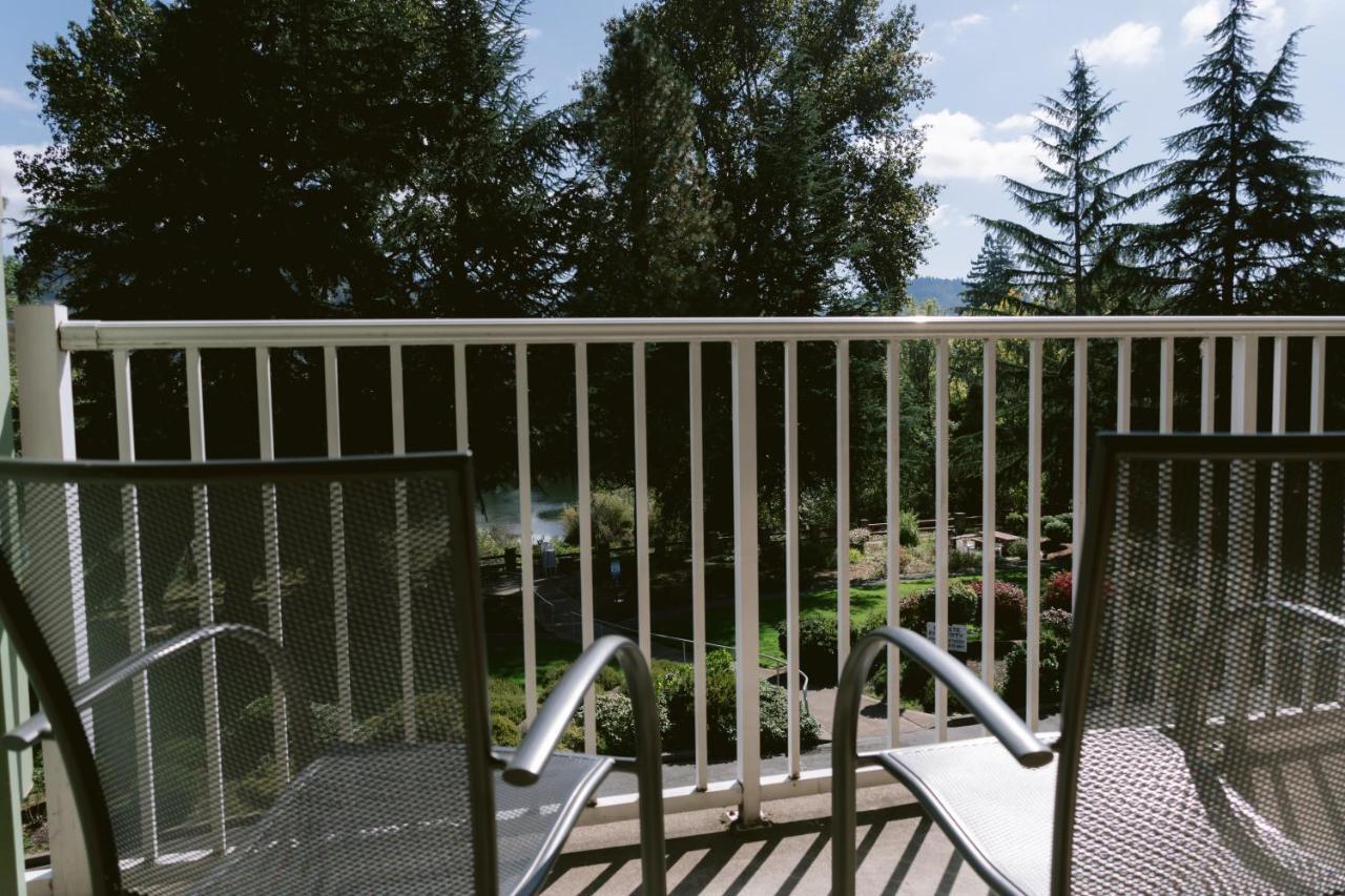 Riverfront Inn Roseburg Dış mekan fotoğraf